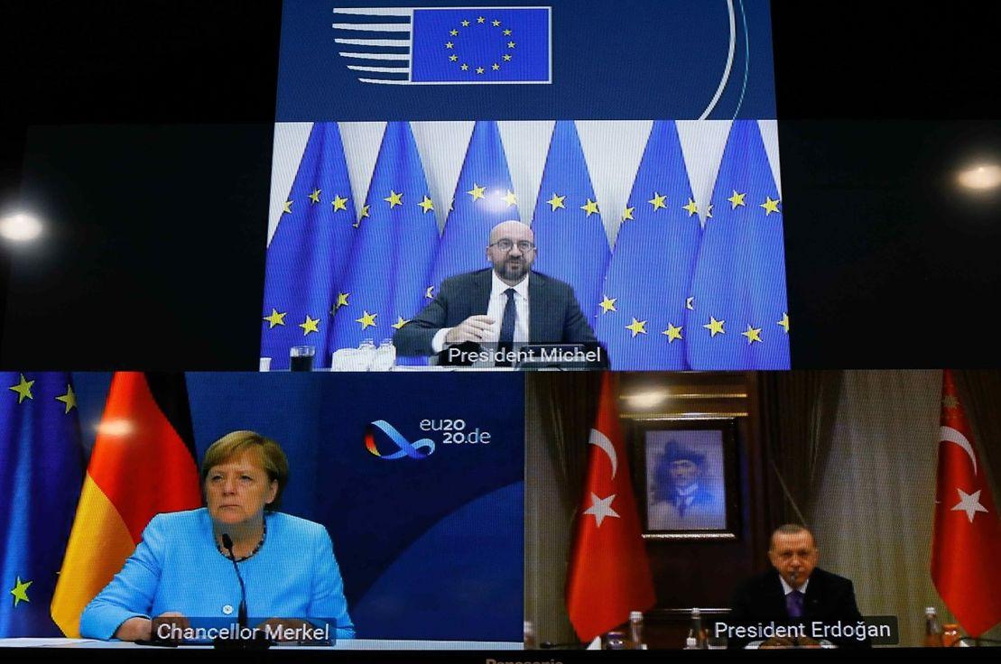 📰 Ertelenen liderler zirvesi, kapanan bankalar