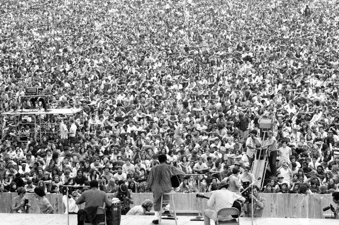 Gösterilmemiş en iyi film, dünyadaki ilk konser