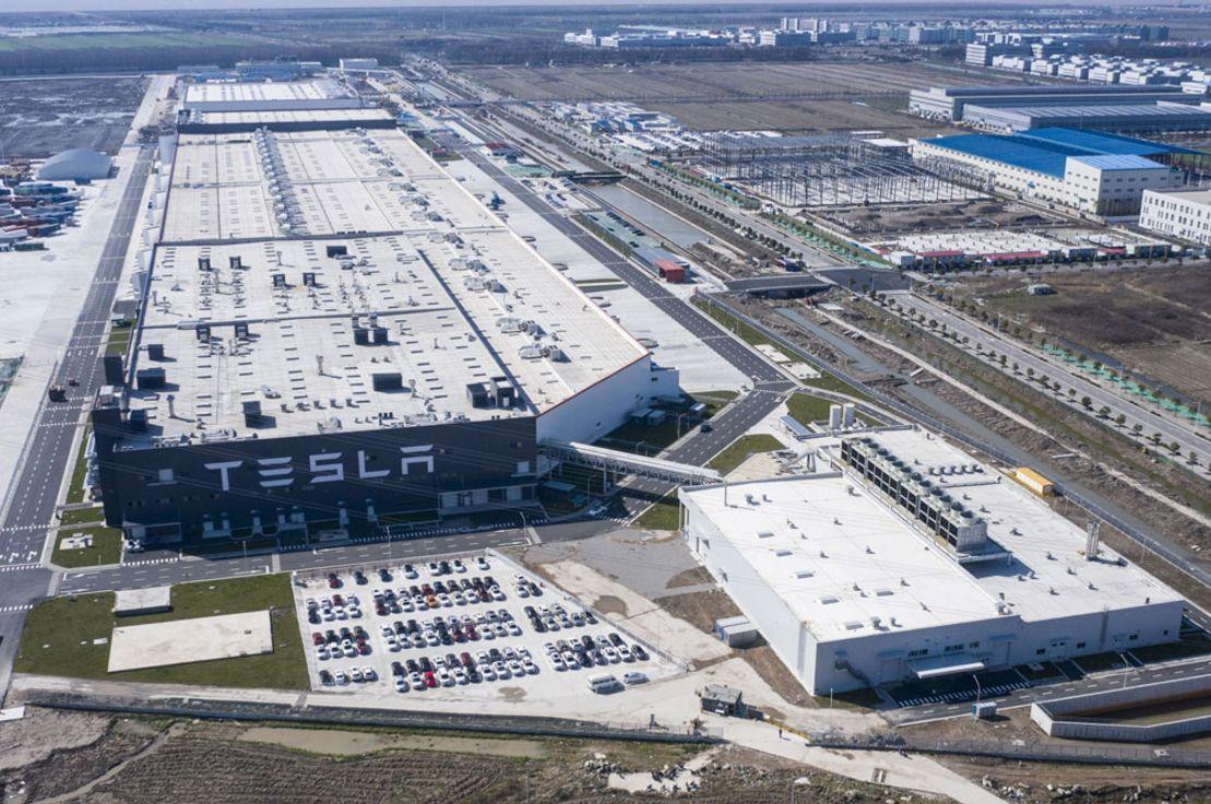 ⚖️ AYM tartışması, Tesla'nın Avrupa çıkarması