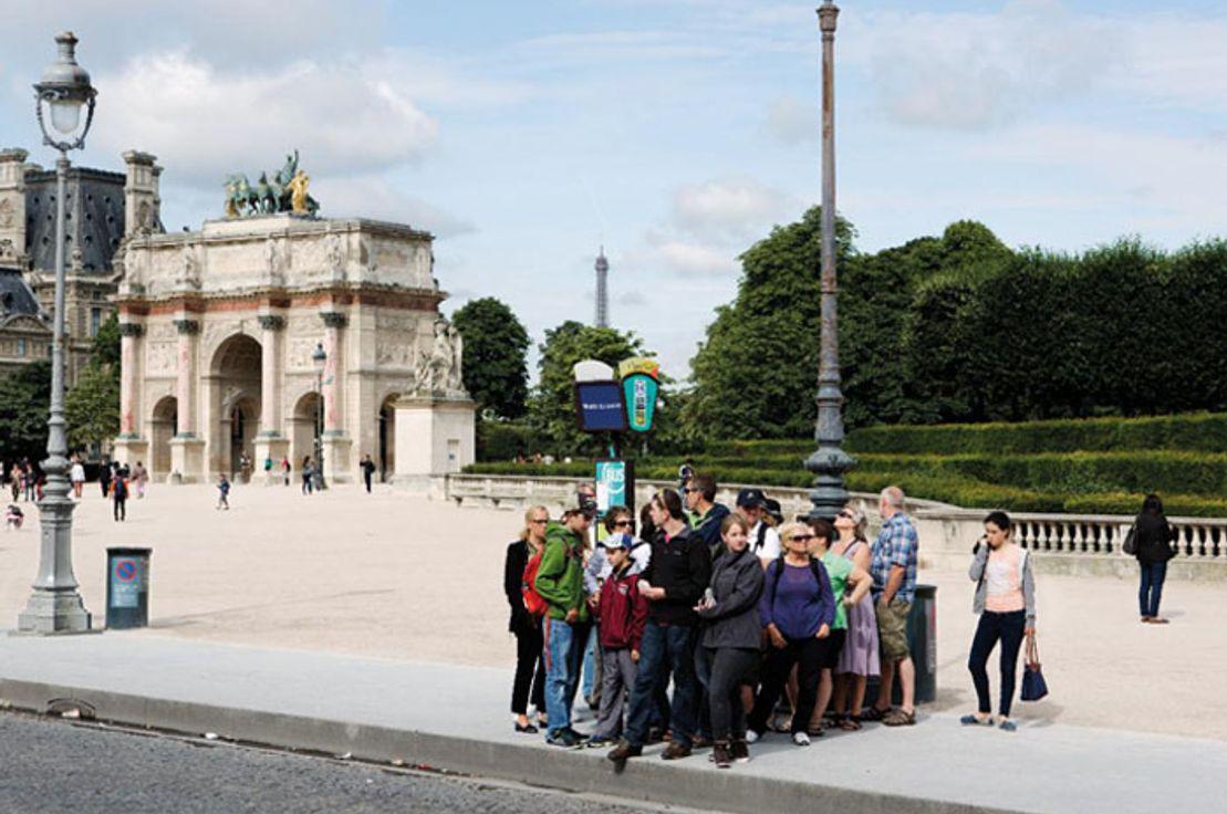 2030'da Paris, M.Ö. 28'de Roma