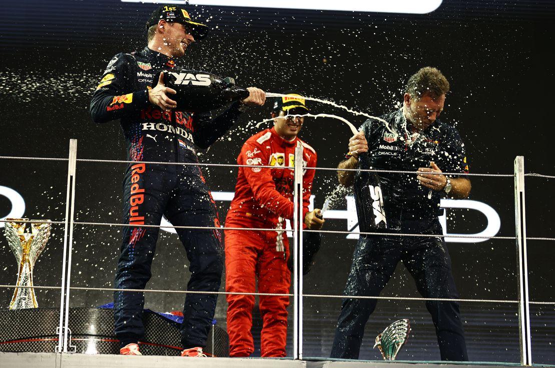 Mark Thompson / Getty Images