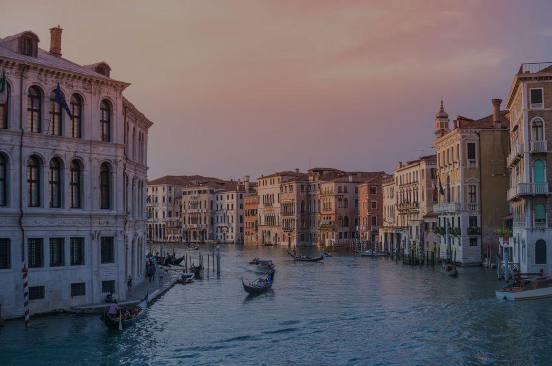 Photo by Rebe Adelaida on Unsplash
