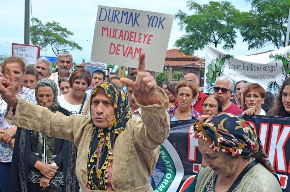 Cinsiyetçi Politikalar Kadınları İklim Krizine Karşı Güçsüzleştiriyor