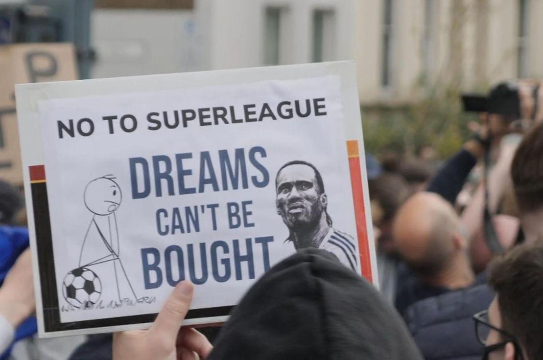 https://news.sky.com/video/chelsea-fans-protest-against-european-super-league-12281535