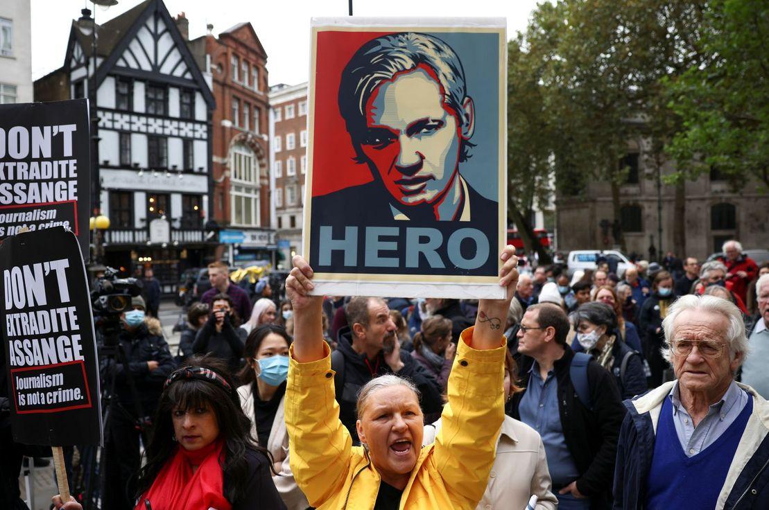 REUTERS/Henry Nicholls