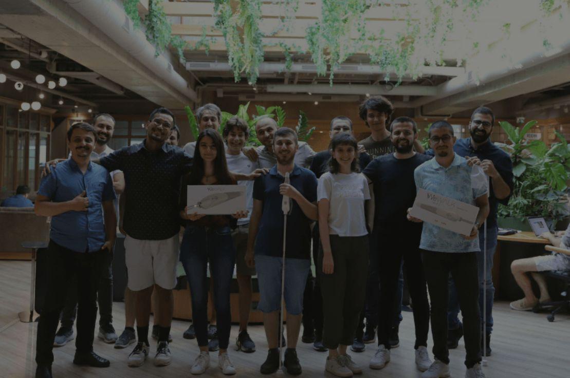 No:492 Görme engelliler için akıllı baston teknolojisini geliştiren yerli girişim WeWalk 2,5 milyon dolar yatırım aldı.