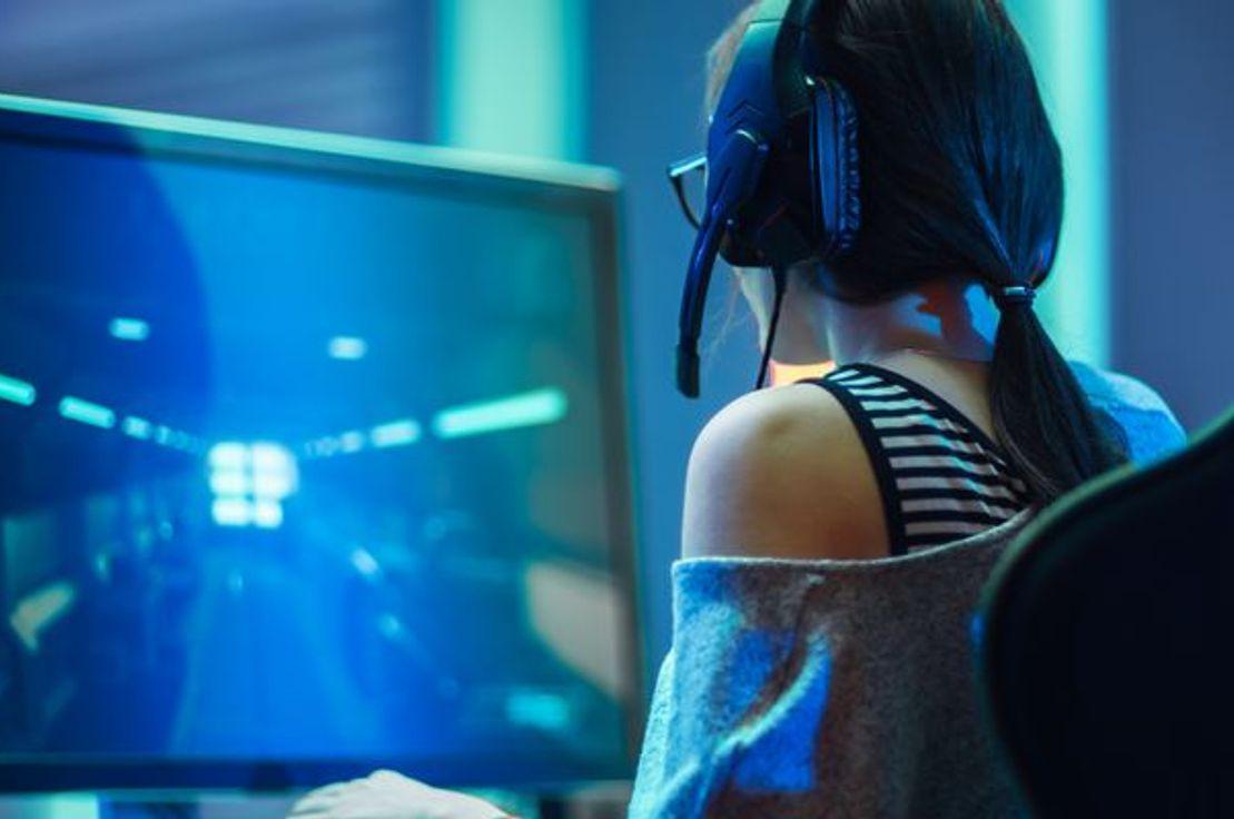 Will e-sports be an alternative to football?