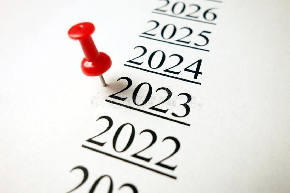 https://www.dreamstime.com/concept-new-year-start-numbers-years-written-asphalt-empty-sports-path-bright-rays-sun-motivational-vision-image237282196