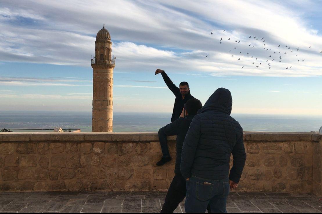 Hüseyin Aksoy'un İki Nehrin Arasındaki Toprak sergisinden