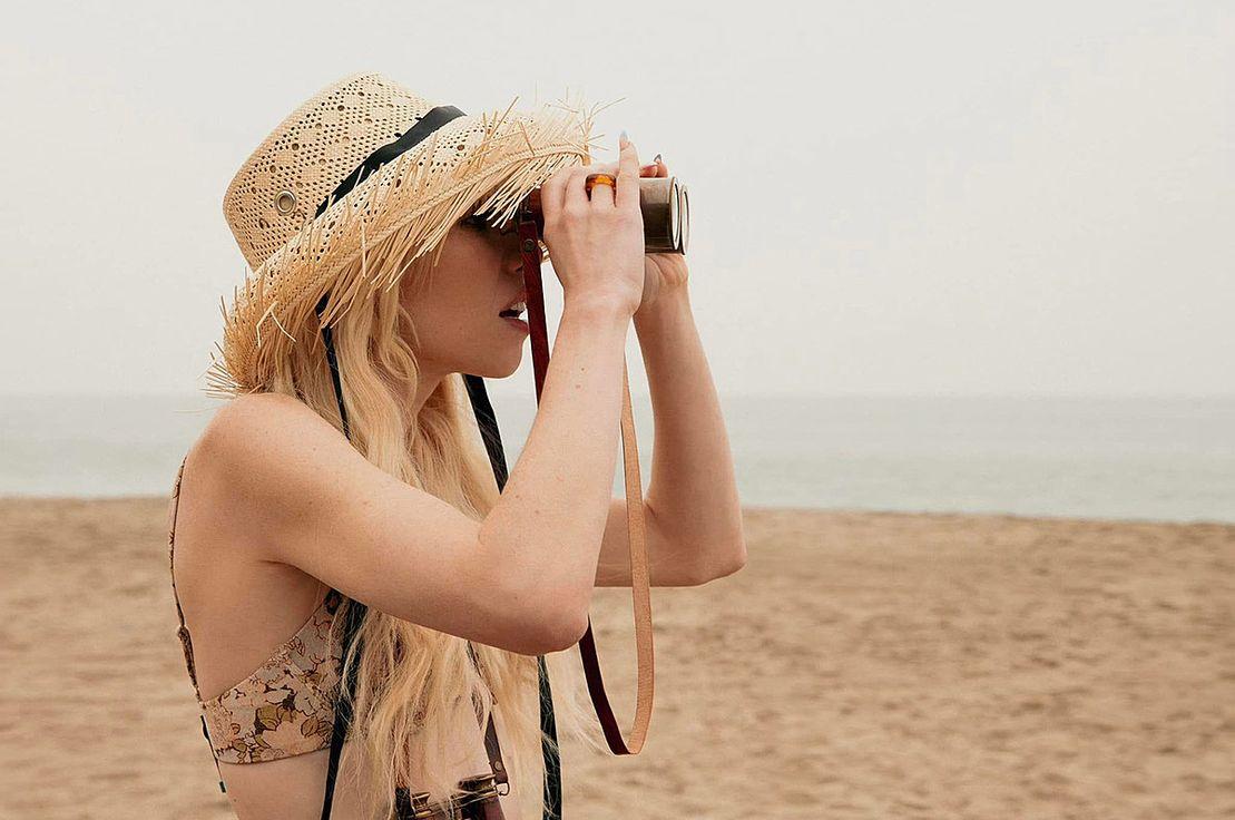 facebook.com/Carlyraejepsen