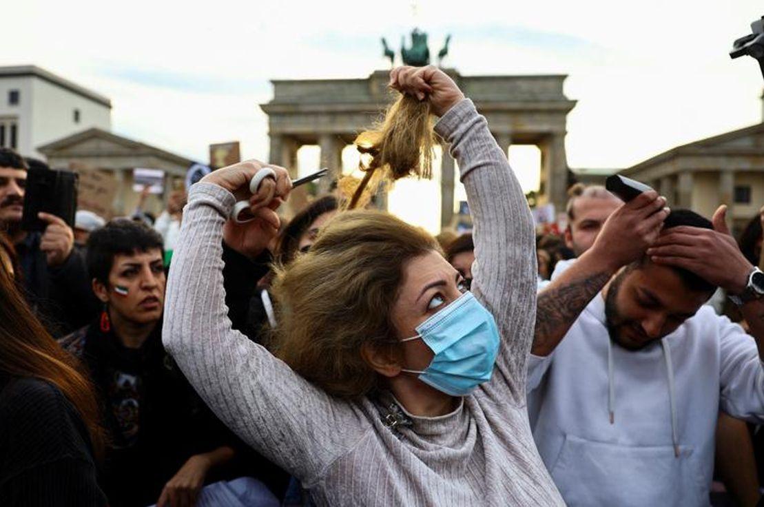 REUTERS/Christian Mang