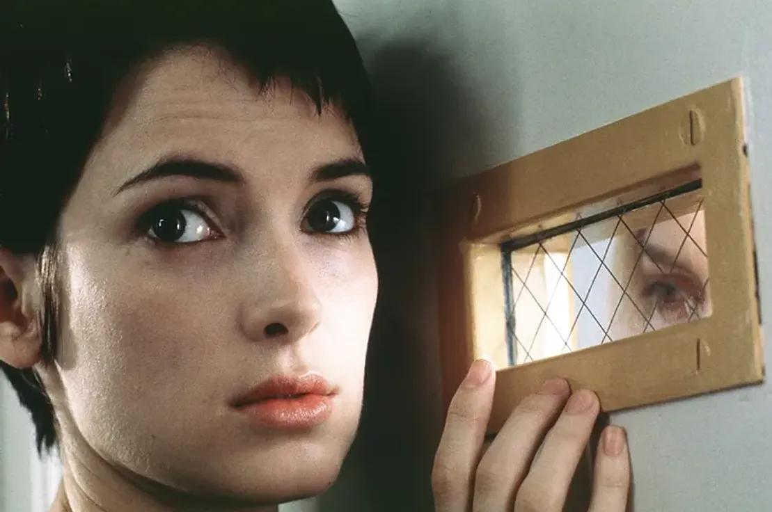 Kesintiye uğramış çocukluğum: "Girl, Interrupted"
