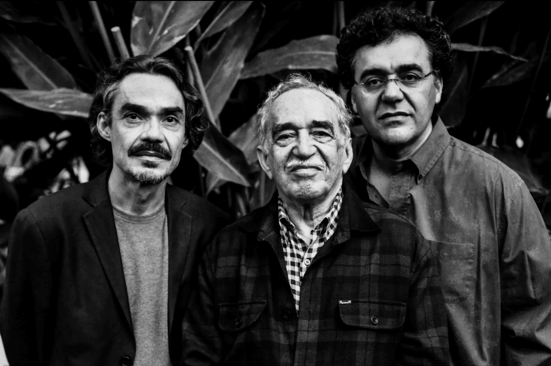 Gabriel García Márquez ve iki oğlu. Kaynak: Getty Images