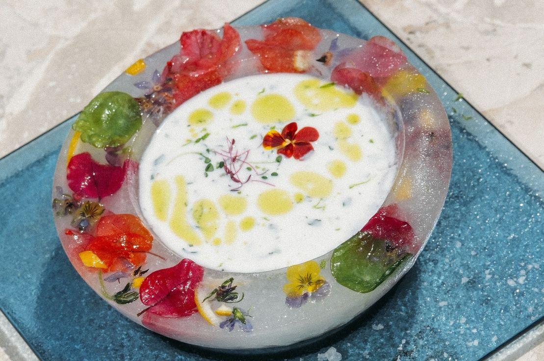 Buğday aşı çorbası. ACE Restoran, Avantgarde Refined Yalıkavak. Fotoğraf: Deniz Sabuncu