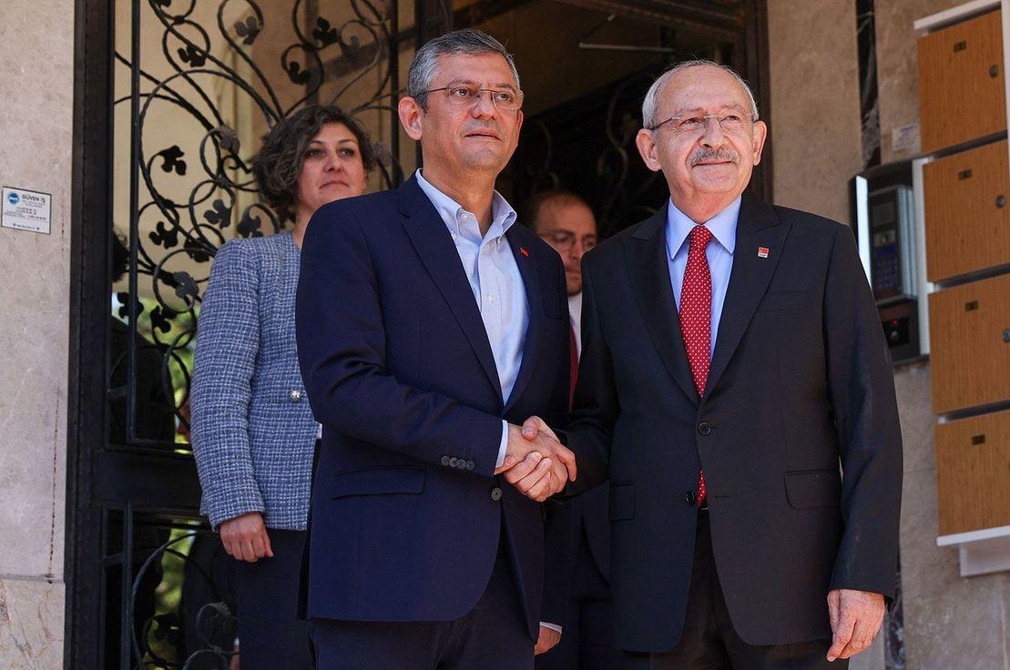 ⏳ CHP'de ertelenen kriz, Suriye'de yeni kısıtlamalar