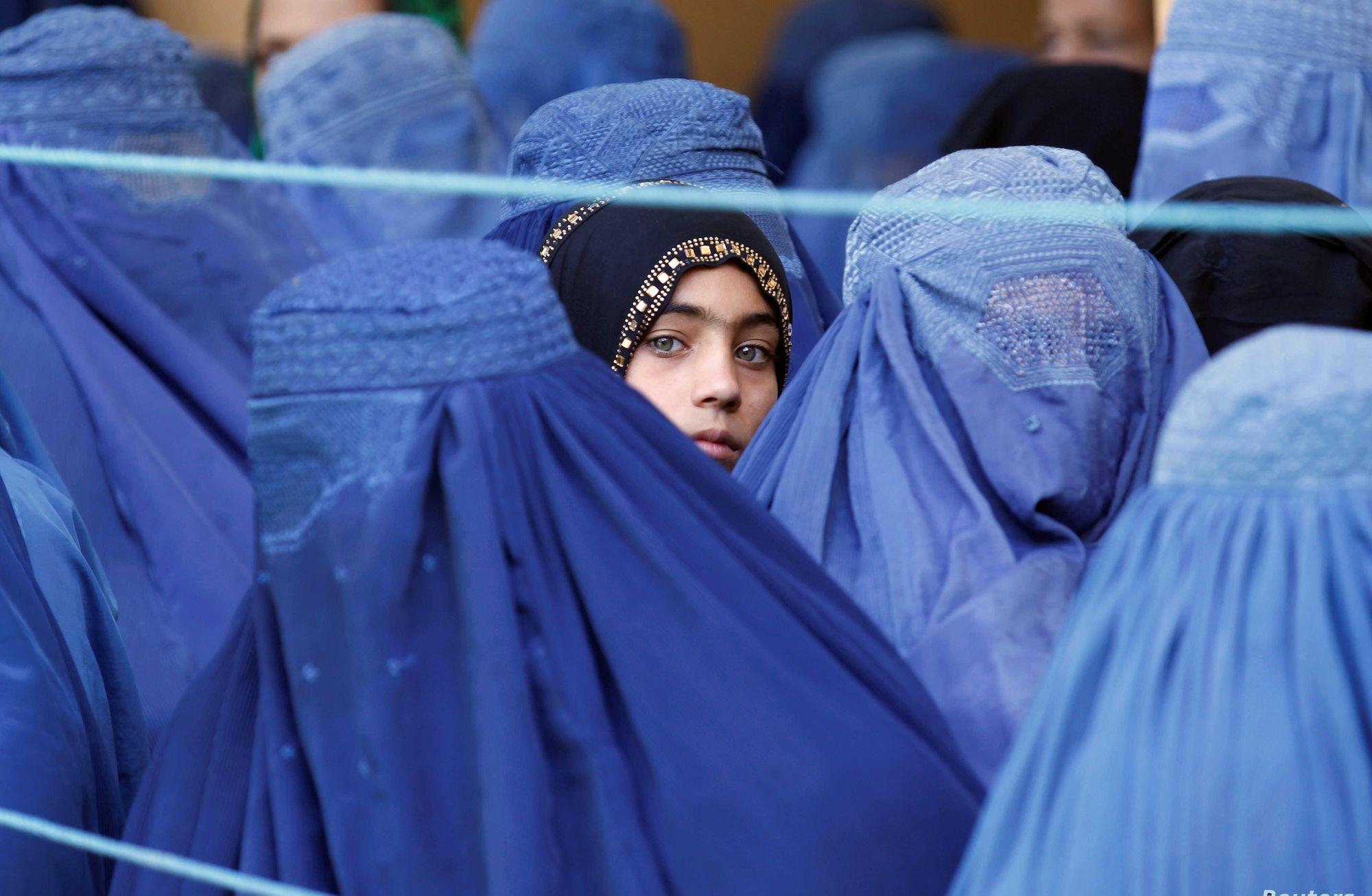 Kohistani ve Afganistan hak karnesi