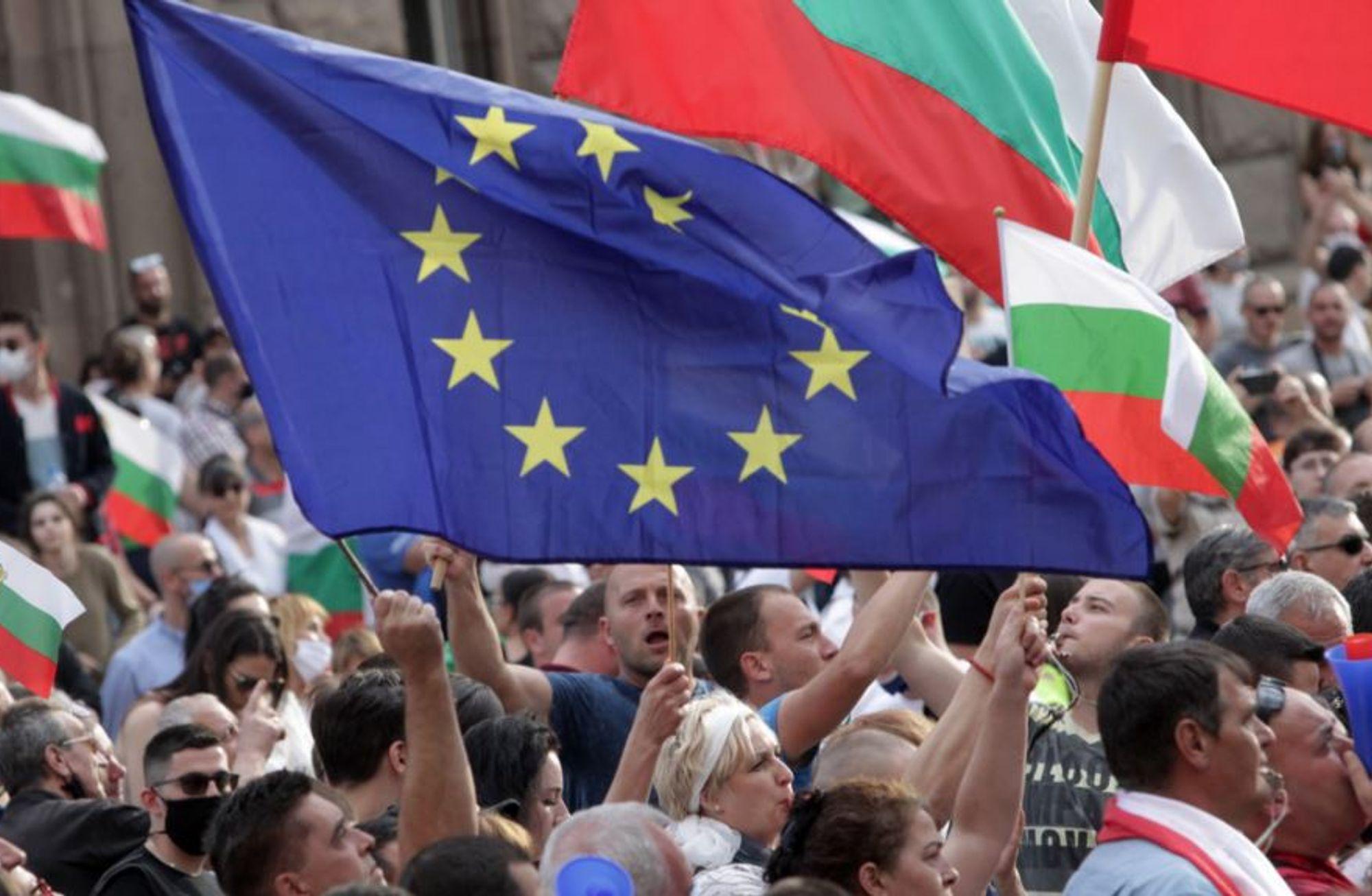 Bulgaristan protestoları devam ediyor: AB’den sert eleştiriler