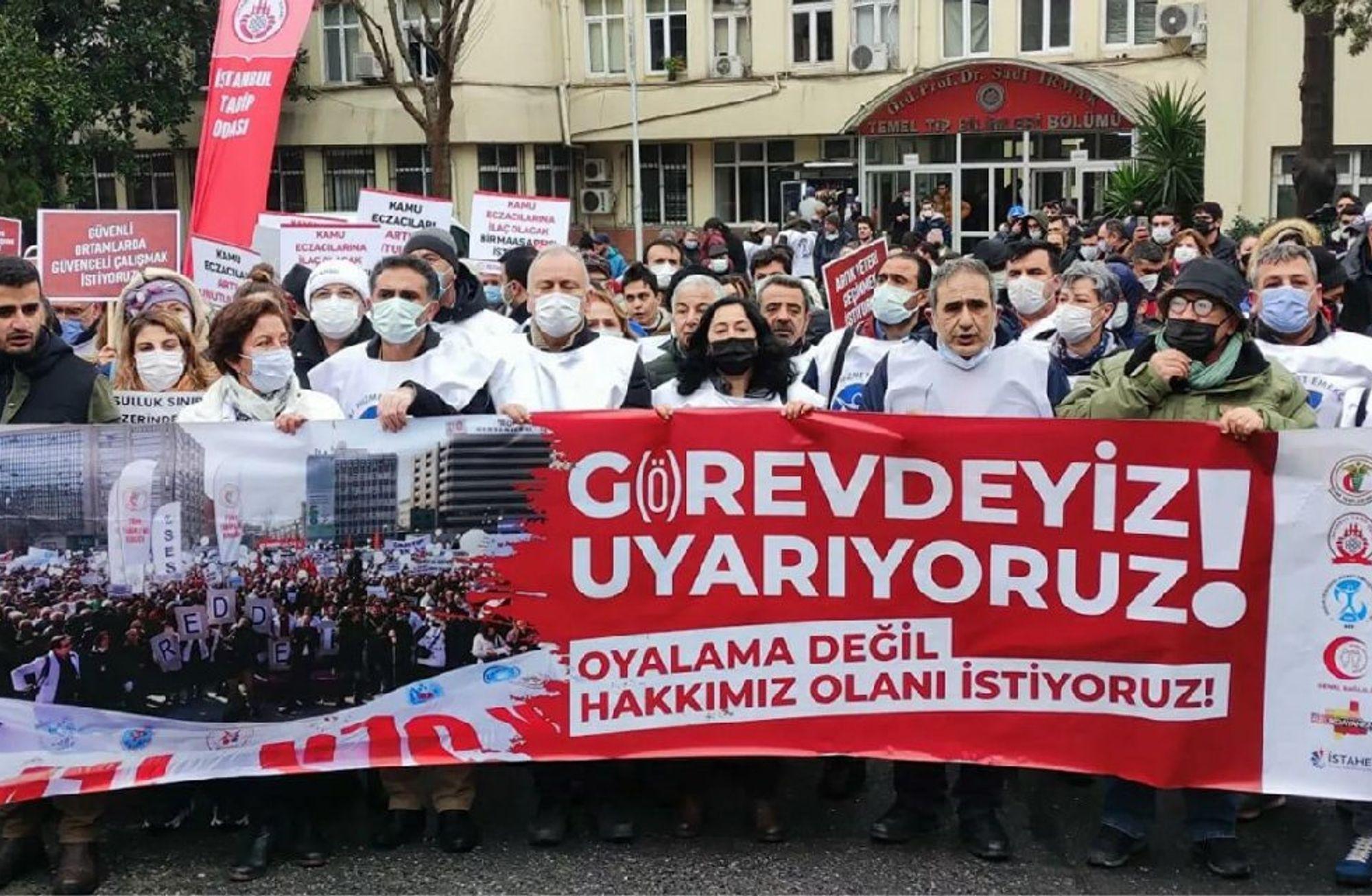 Doktorlar grevde, "bıçak kemikte"
