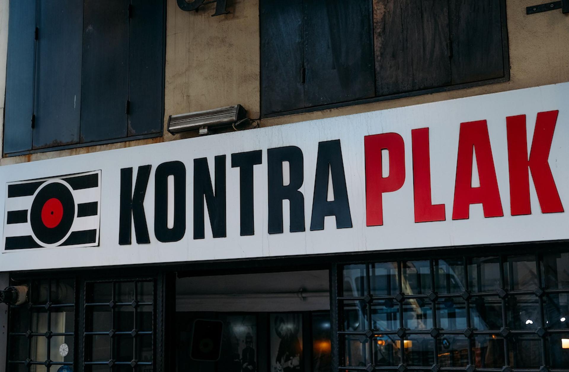 Umuttan ve Beyoğlu’ndan vazgeçmeden: Kontra Plak