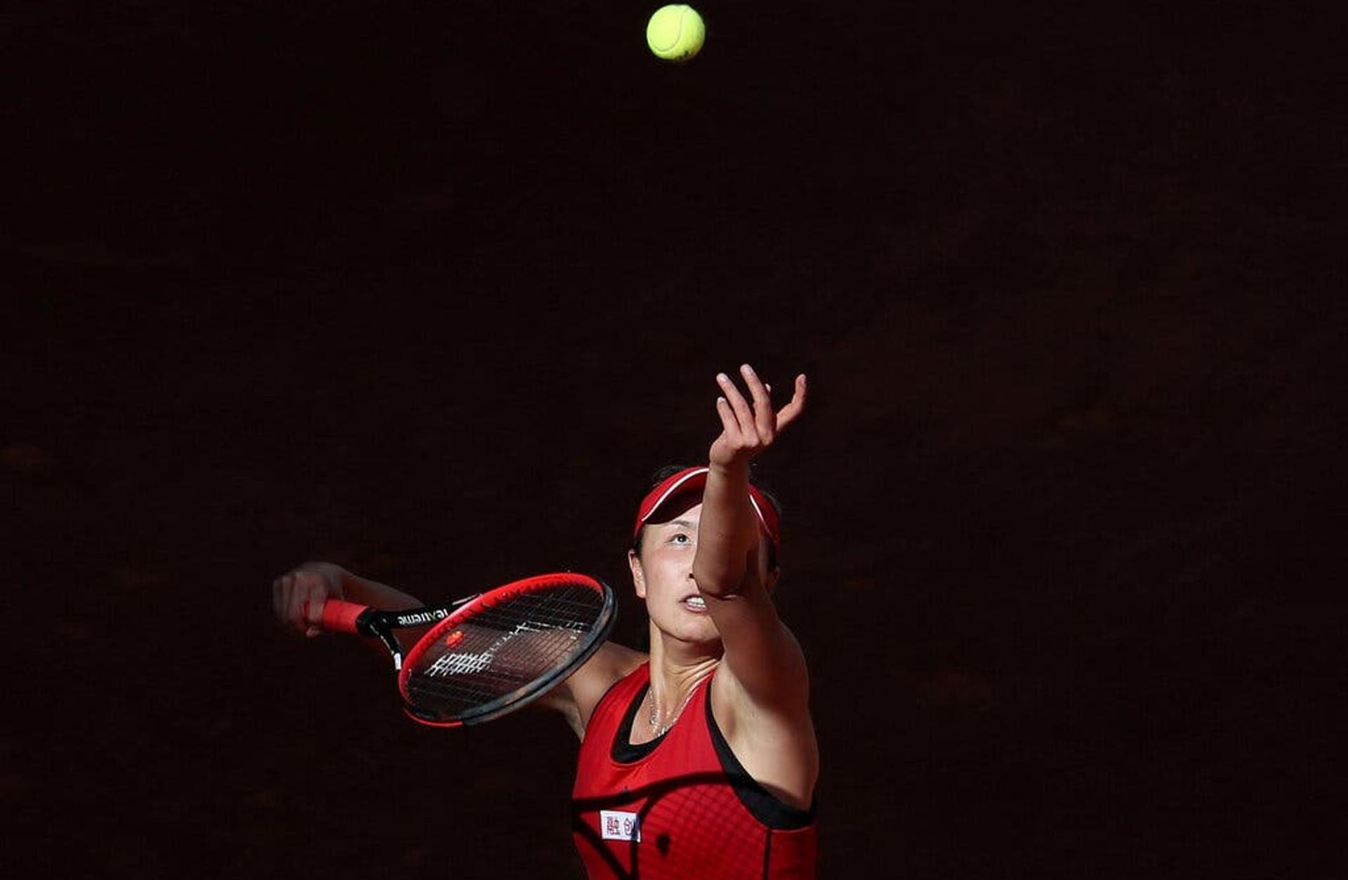 Tenis Çin’den Çekiliyor Mu?