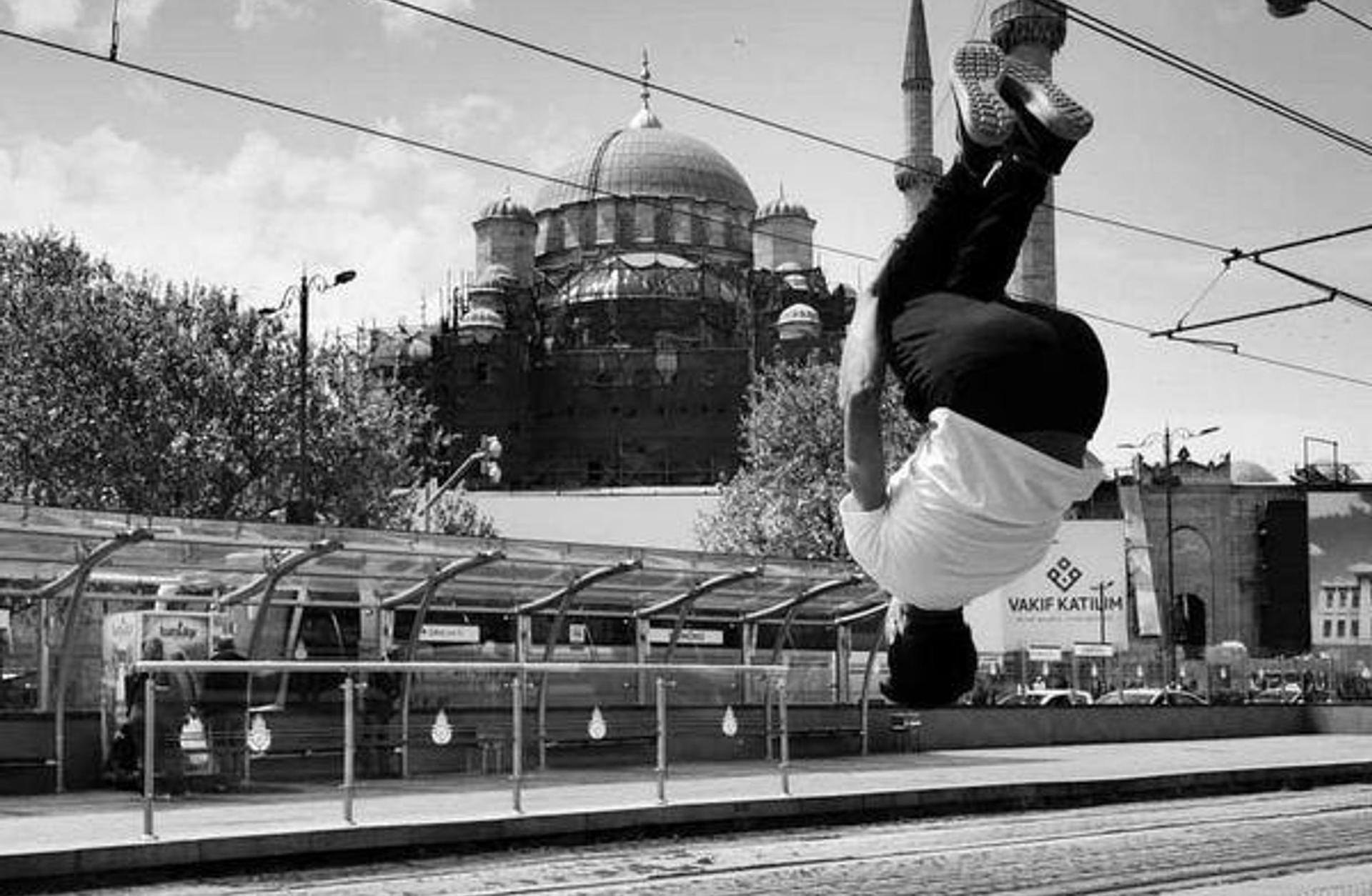 Şehrin Dedektifleri: Sokak Fotoğrafçıları