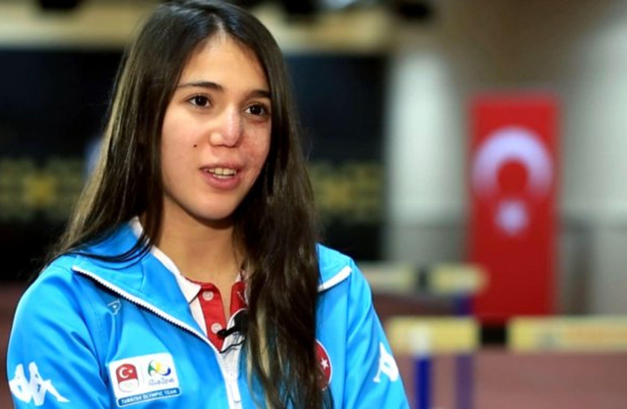 Modern şampiyon: İlke Özyüksel