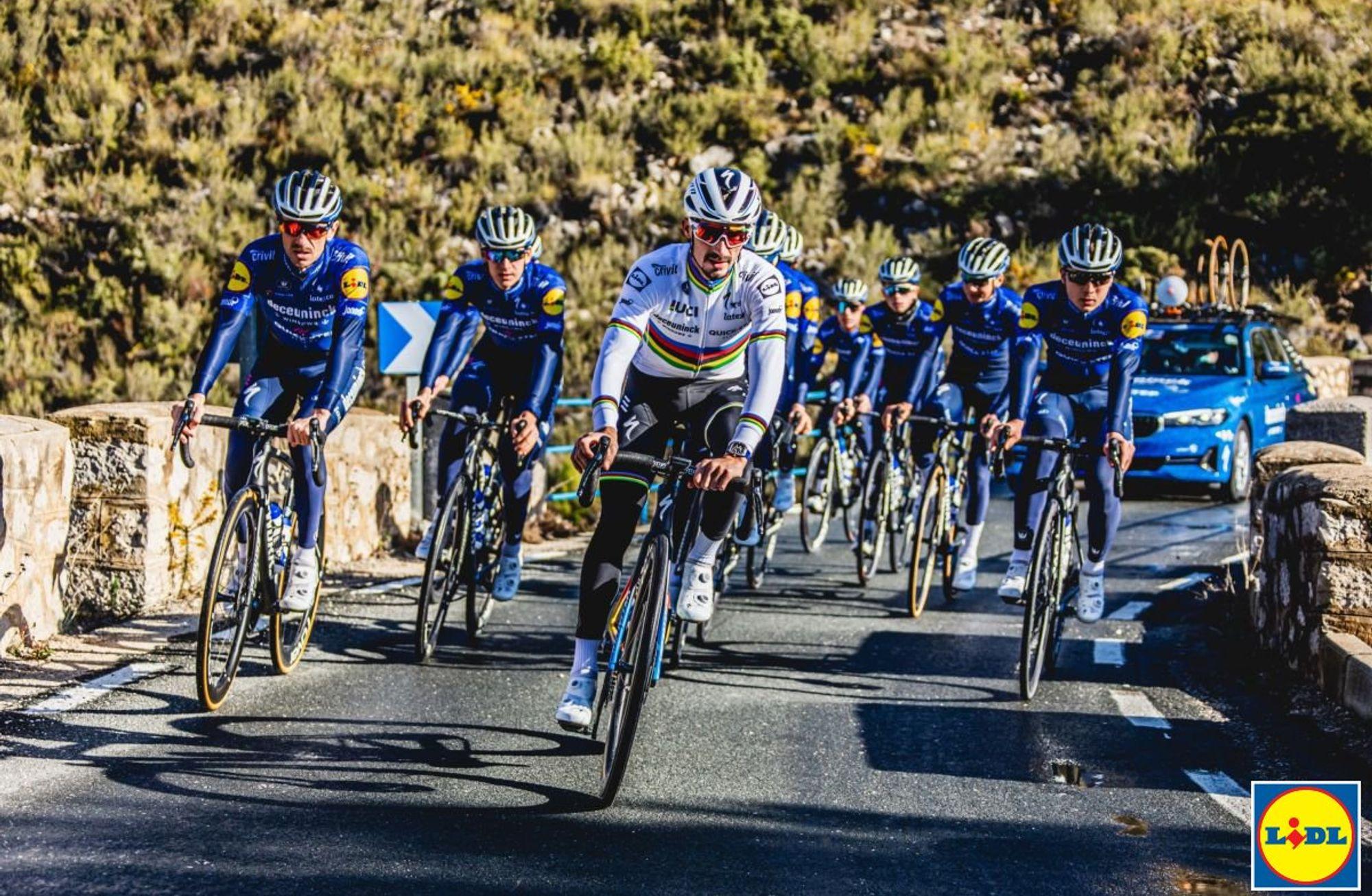 Wolfpack vs Peloton