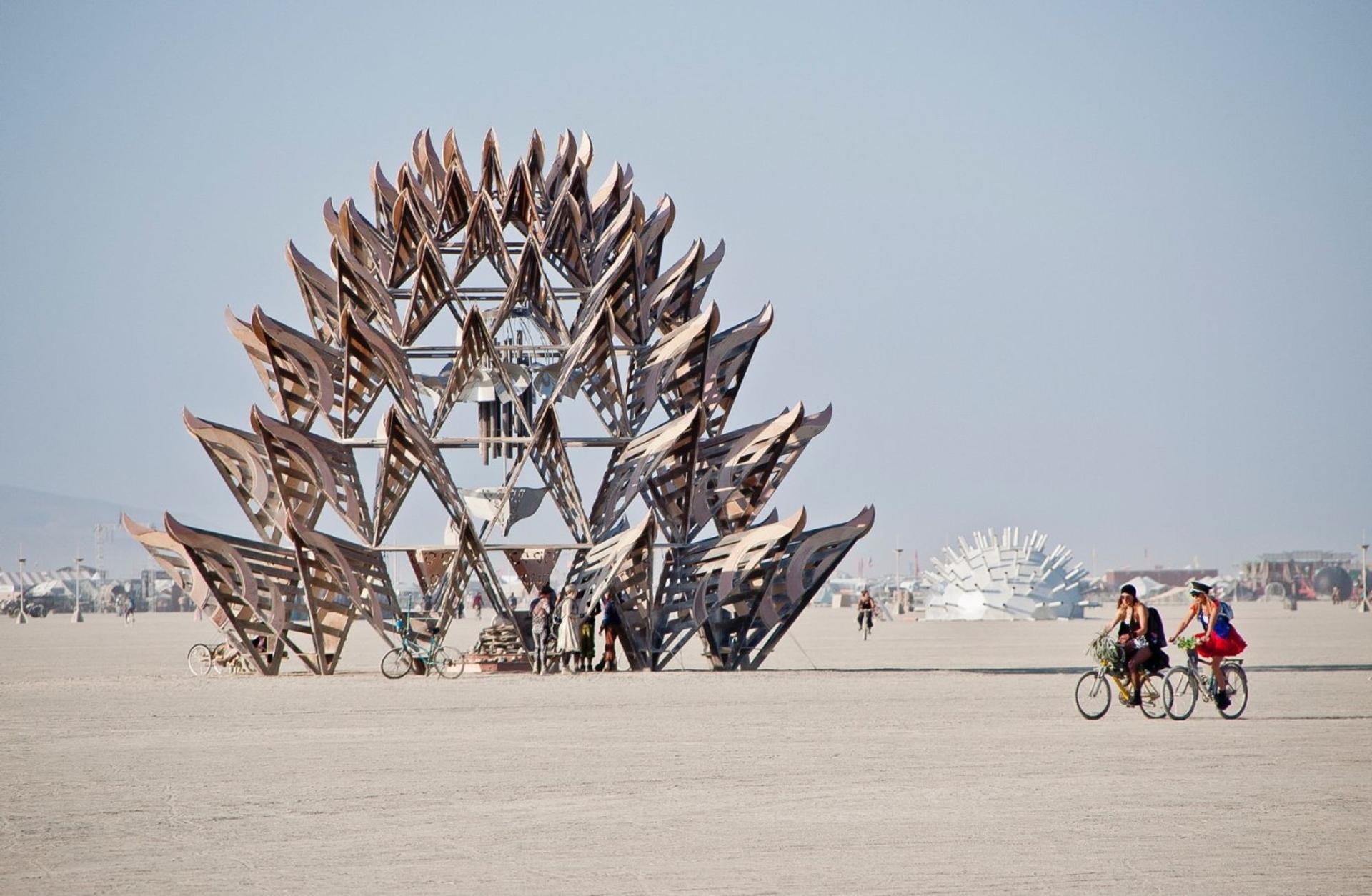 Burning Man ve Sotheby’s iş birliği