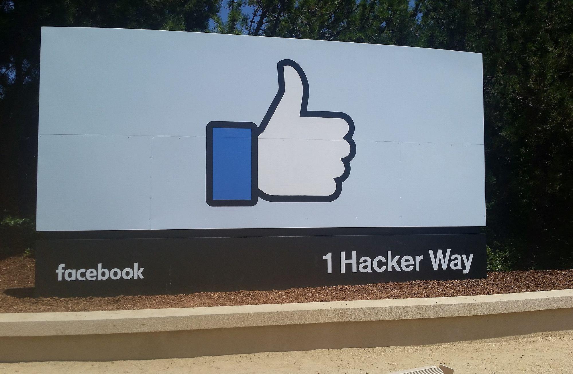 Facebook Sorunlarını Daha Ne Kadar Gizleyebilir?