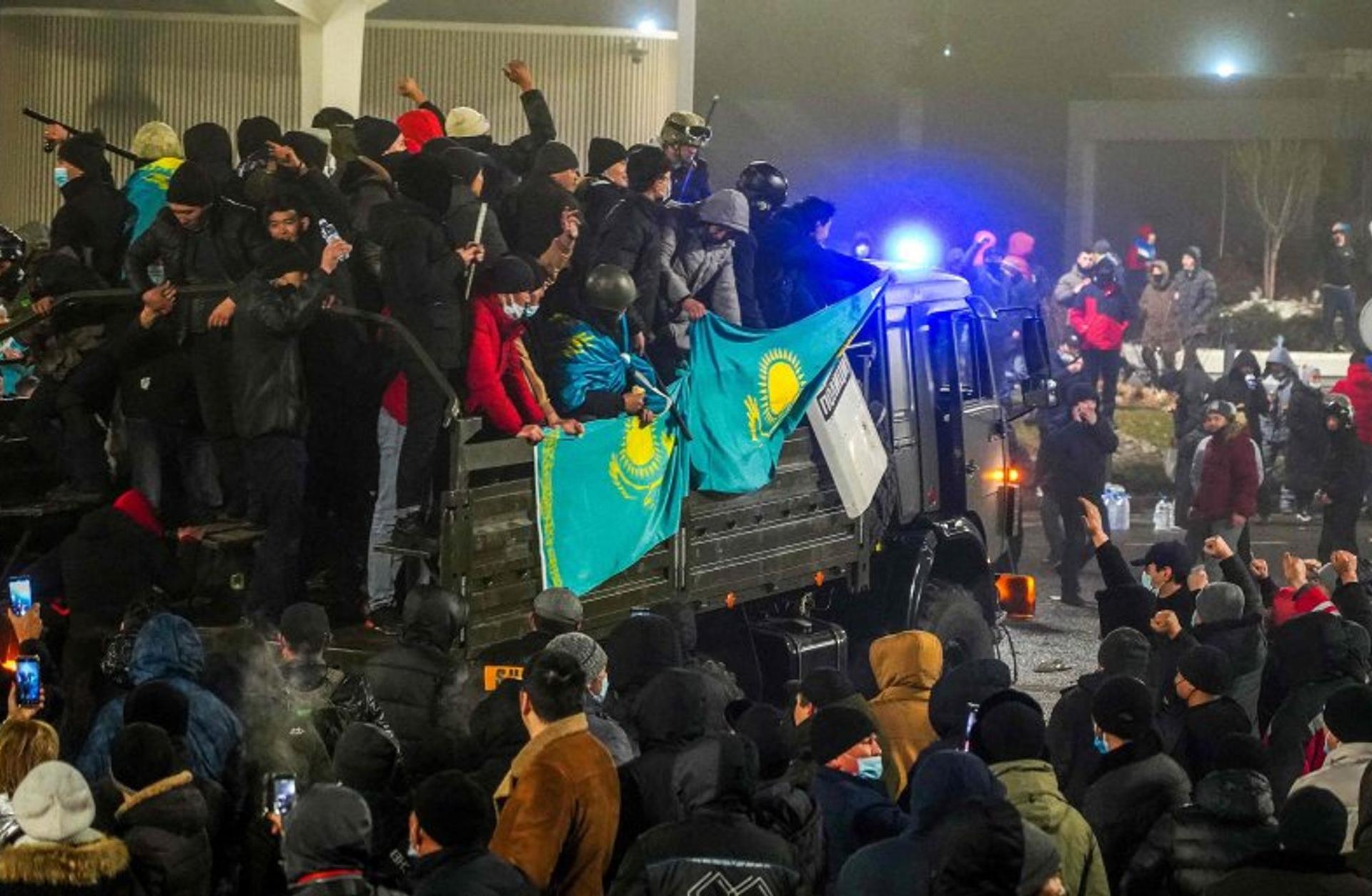 Kazakistan’da aktörleri tanıyalım