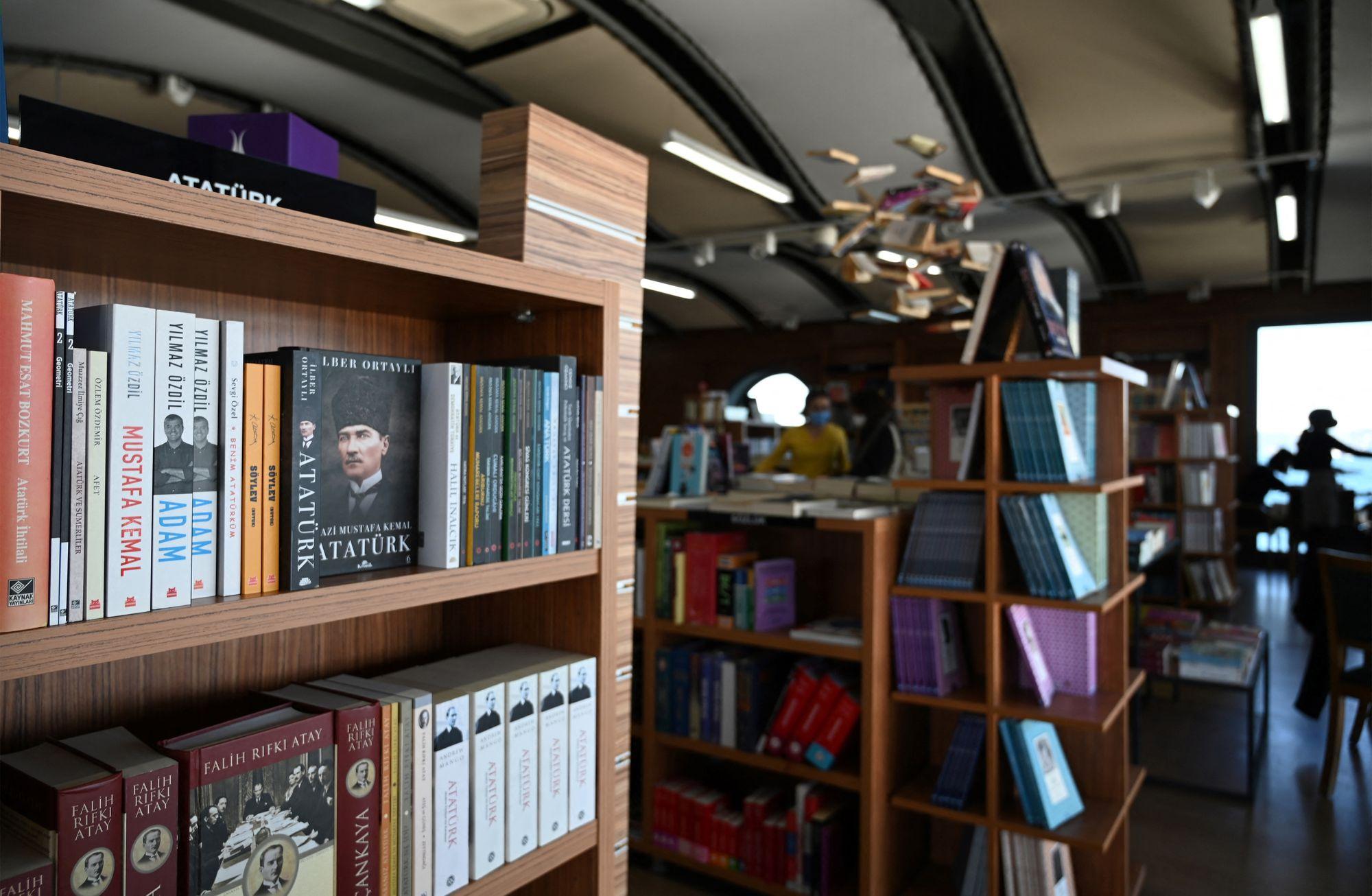 "Kültürel çölleşme": edebiyat dergilerinin geleceği