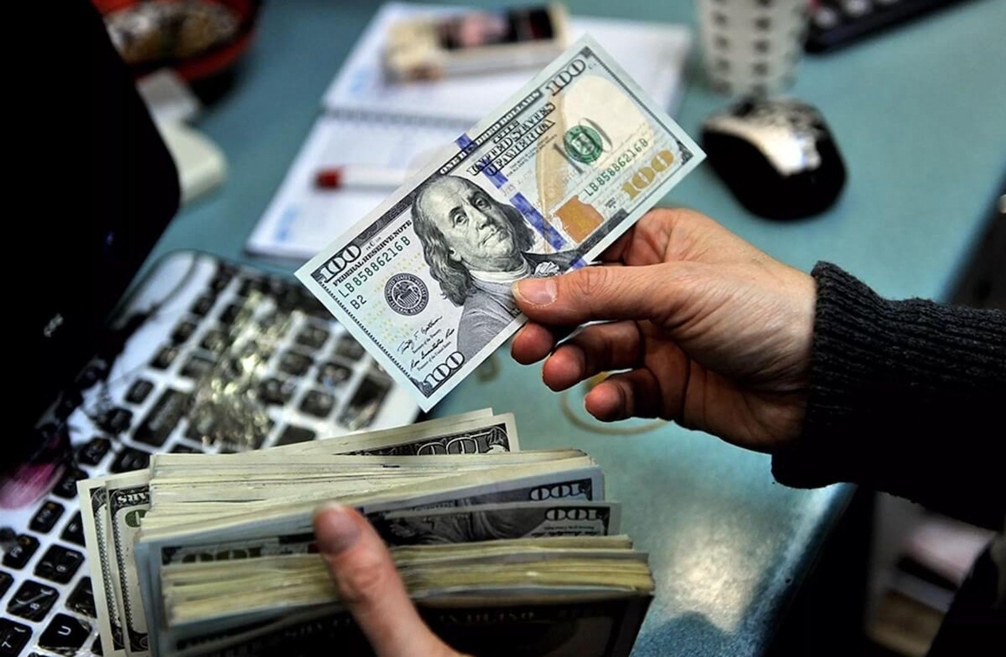 🔔 TCMB anketinde yıl sonu dolar kuru beklentisi geriledi