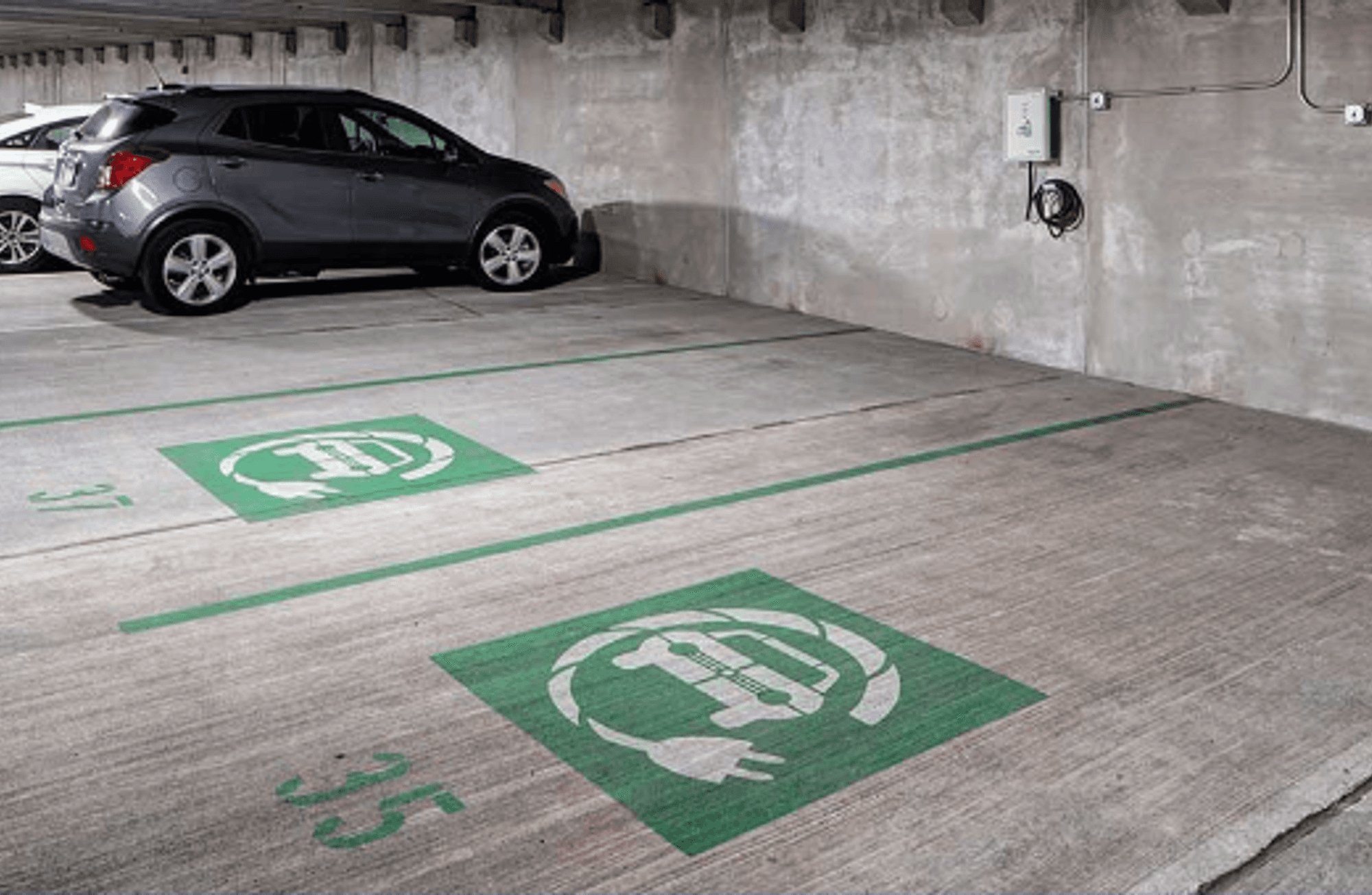 Ankara Otoparklarına Elektrikli Araç Şarjı Zorunluluğu