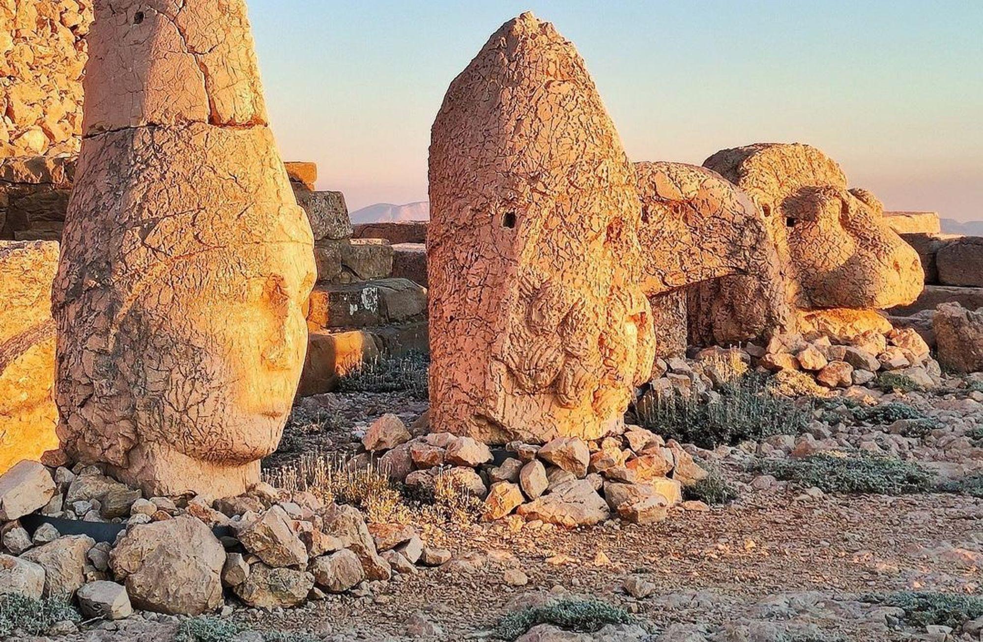 Ölümsüzlüğün peşinde: Nemrut
