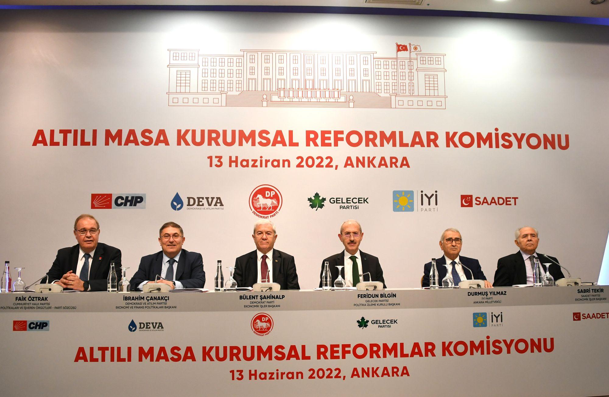 Günün gelişmesi: Altılı masa, ekonomik reformlara dair raporunu tanıttı
