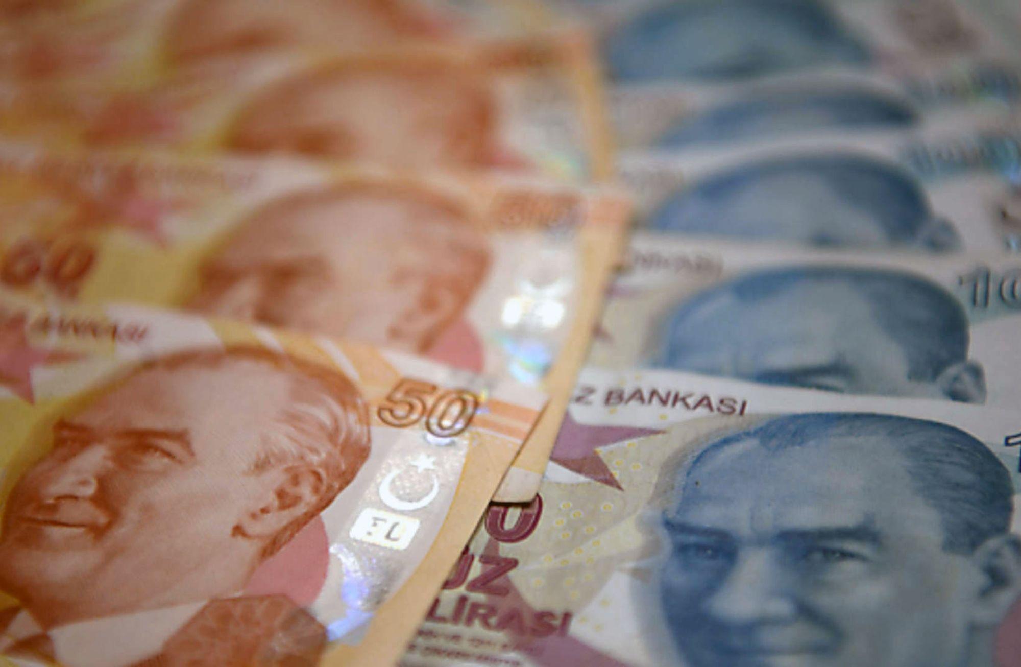 TL’deki değer kaybı sürüyor