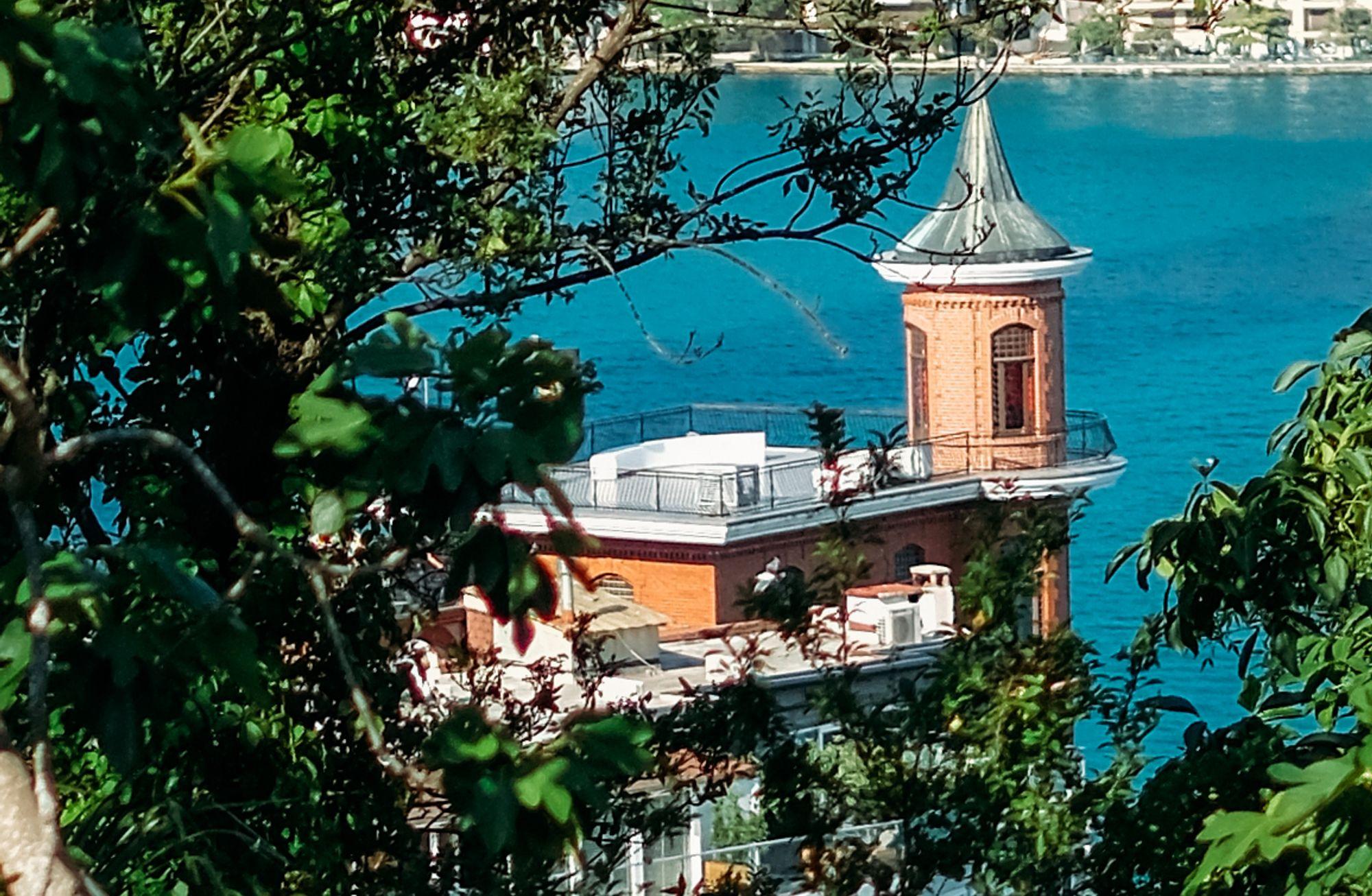Dünden bugüne: kaleler, köşkler ve begonvillerle konuşan mahalle