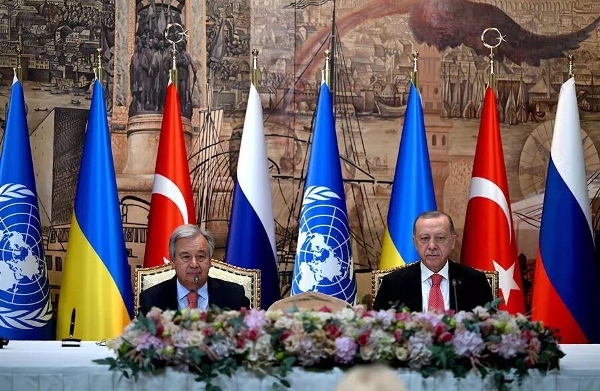 Günün gelişmesi: Tahıl Sevkiyatı Anlaşması Dolmabahçe'de imzalandı