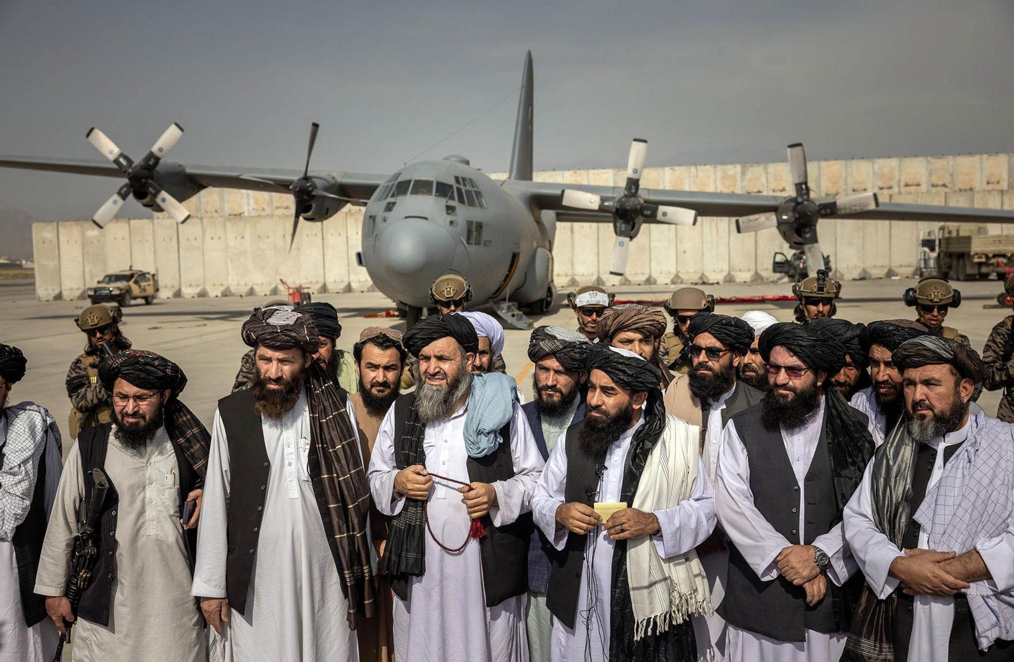 Taliban'ın 1'inci yılı: Söylemleri tutmayan eylemler ve krizler
