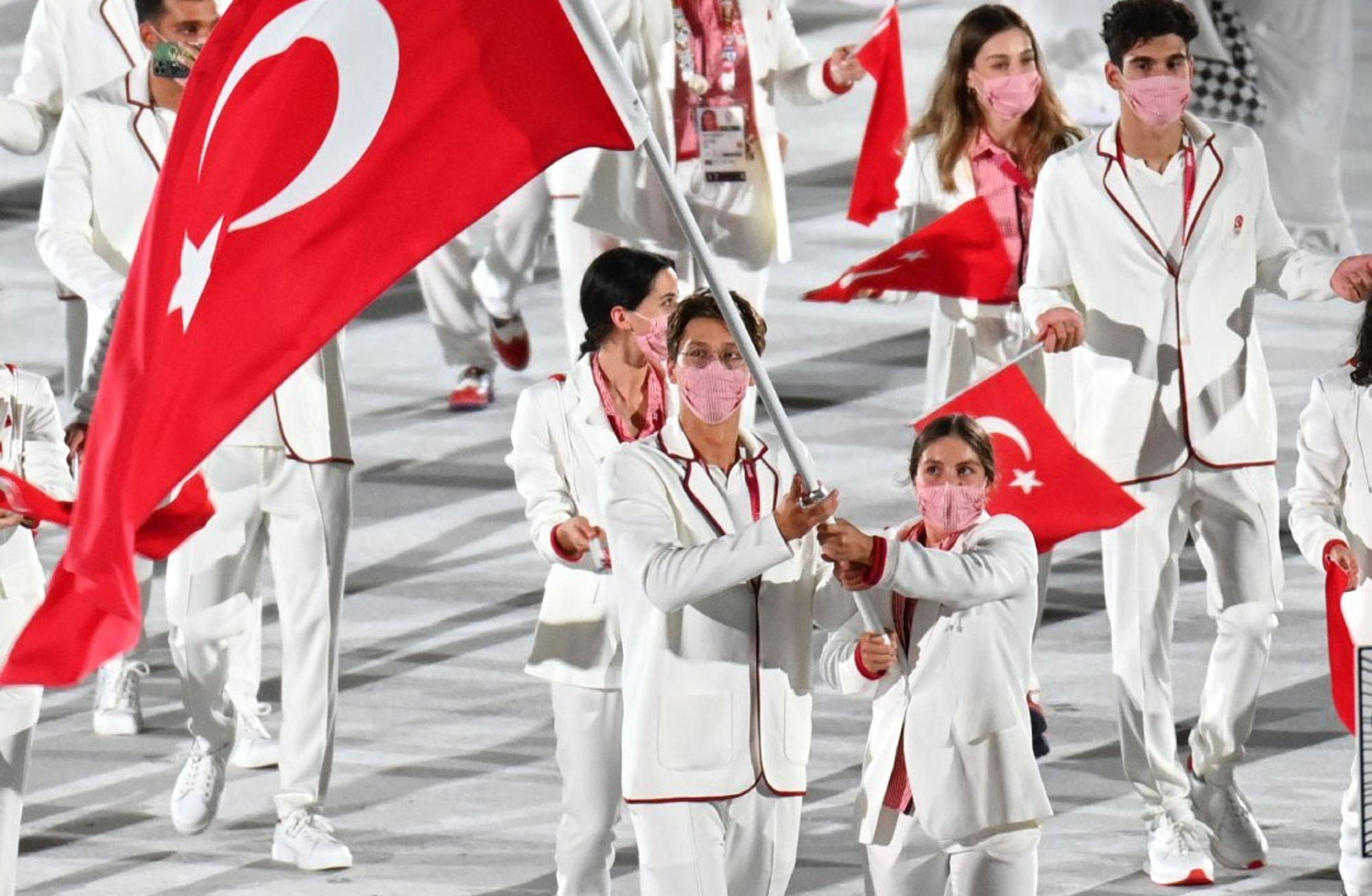 Erkan Mutlu: "Artık finalin ötesinde, madalyaya yüzen bir millî sporcu grubu var."