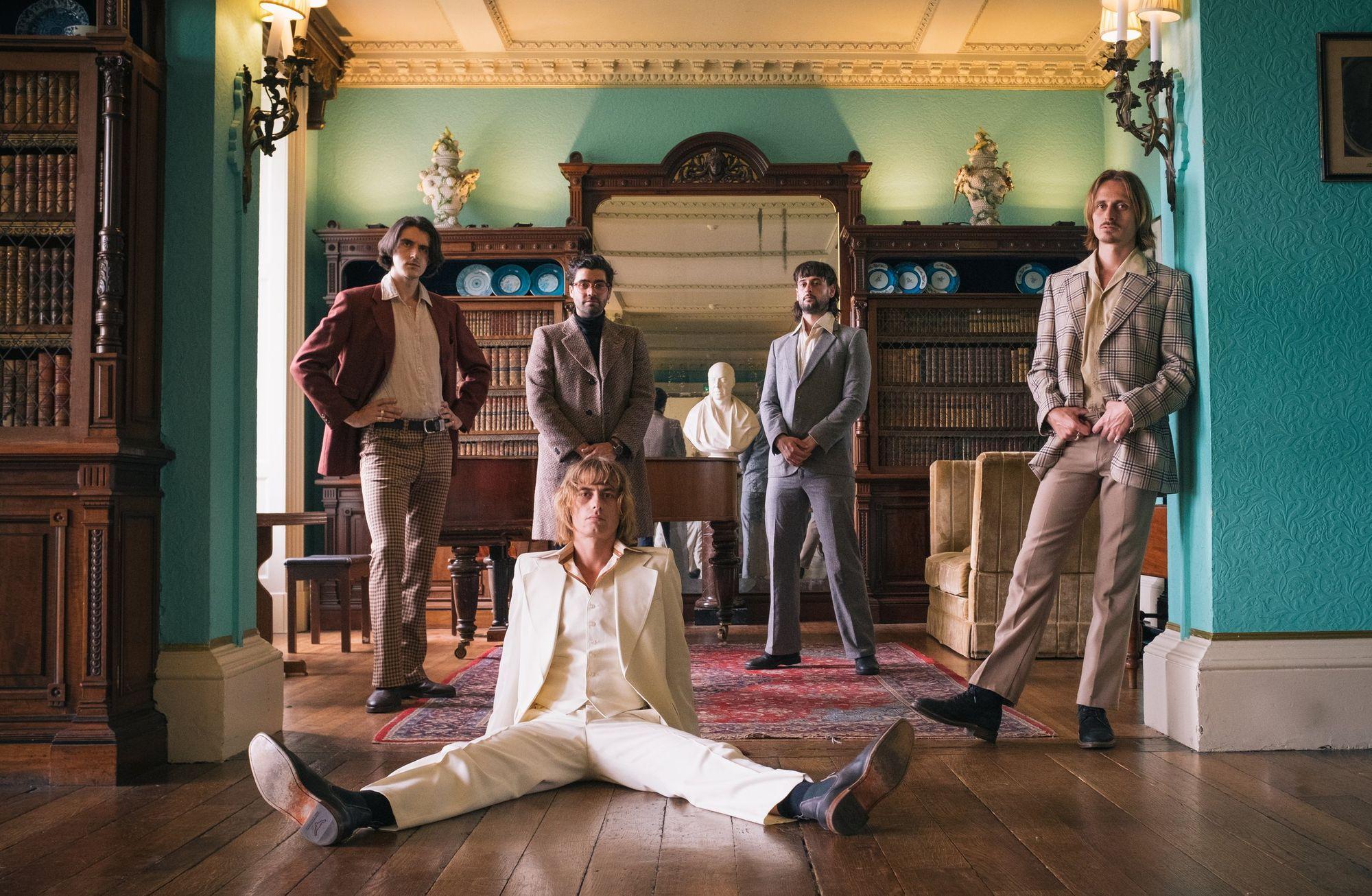 Enerjik listelerin vazgeçilmezi Lime Cordiale