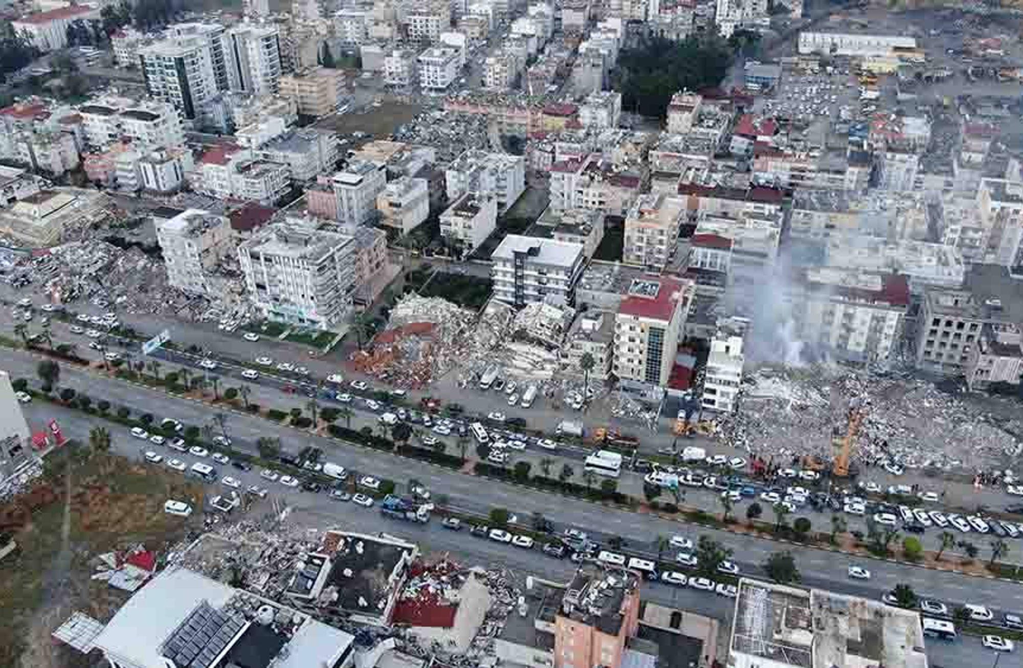 🔔  Sağlık Bakanlığı: 77 sahra hastanesi kuruldu