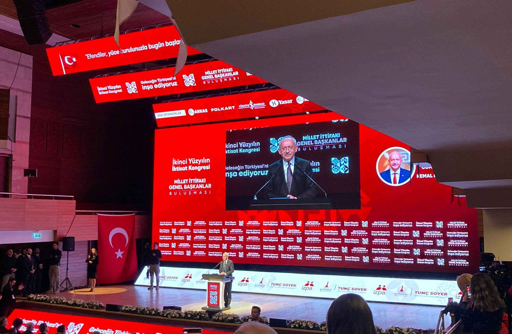Kılıçdaroğlu'ndan dört ayaklı Yeni Türkiye vizyonu