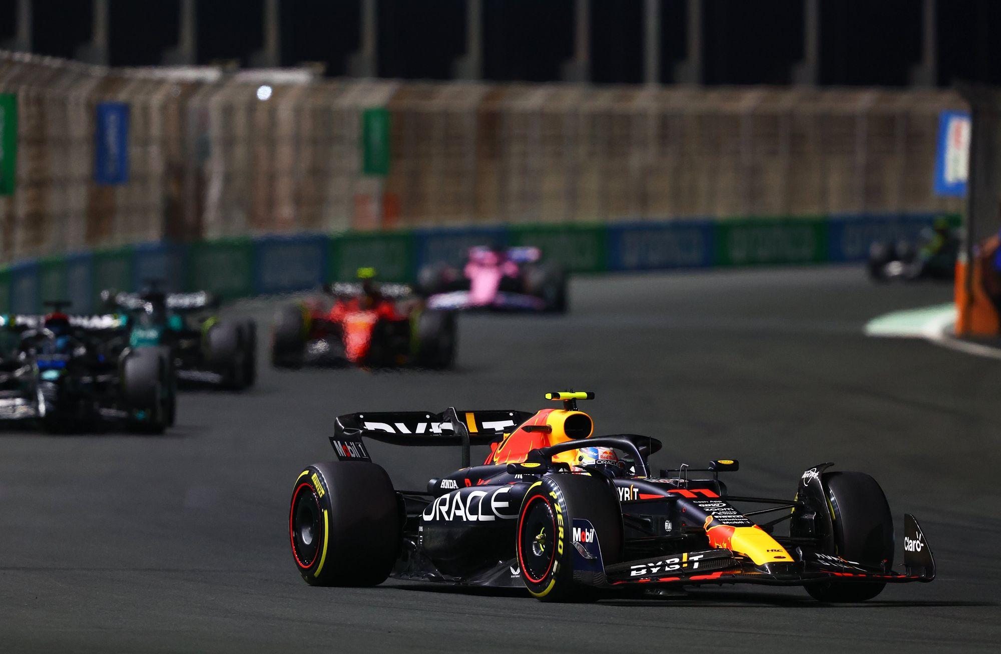 Suudi Arabistan GP’sinde kazanan Sergio Pérez