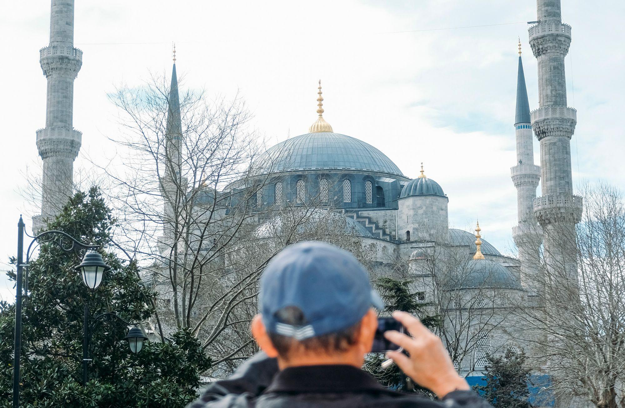Sofraların sokağa uzadığı mahalle 