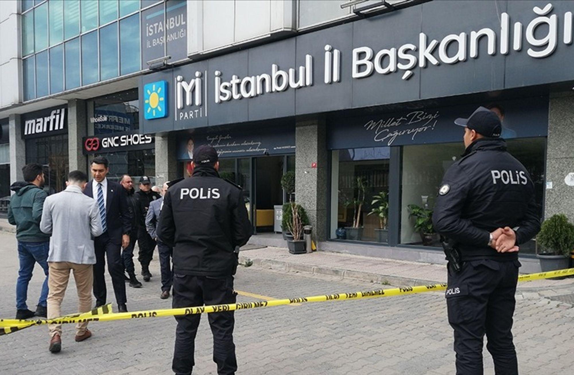 🔔 Soylu: İYİ Parti İstanbul İl Başkanlığına silahlı saldırının faili yakalandı