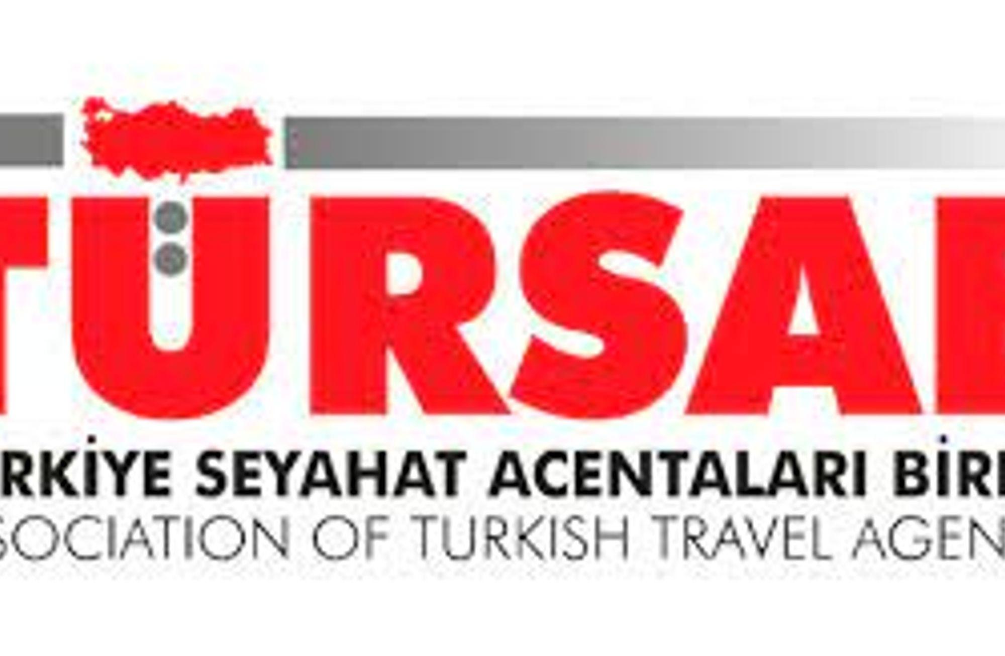 Kruvaziyer turistine tramvay geliyor