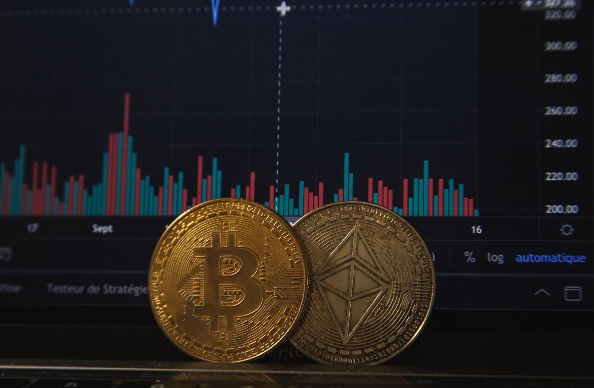 Bitcoin, 10 ay sonra 30 bin USD barajını aştı