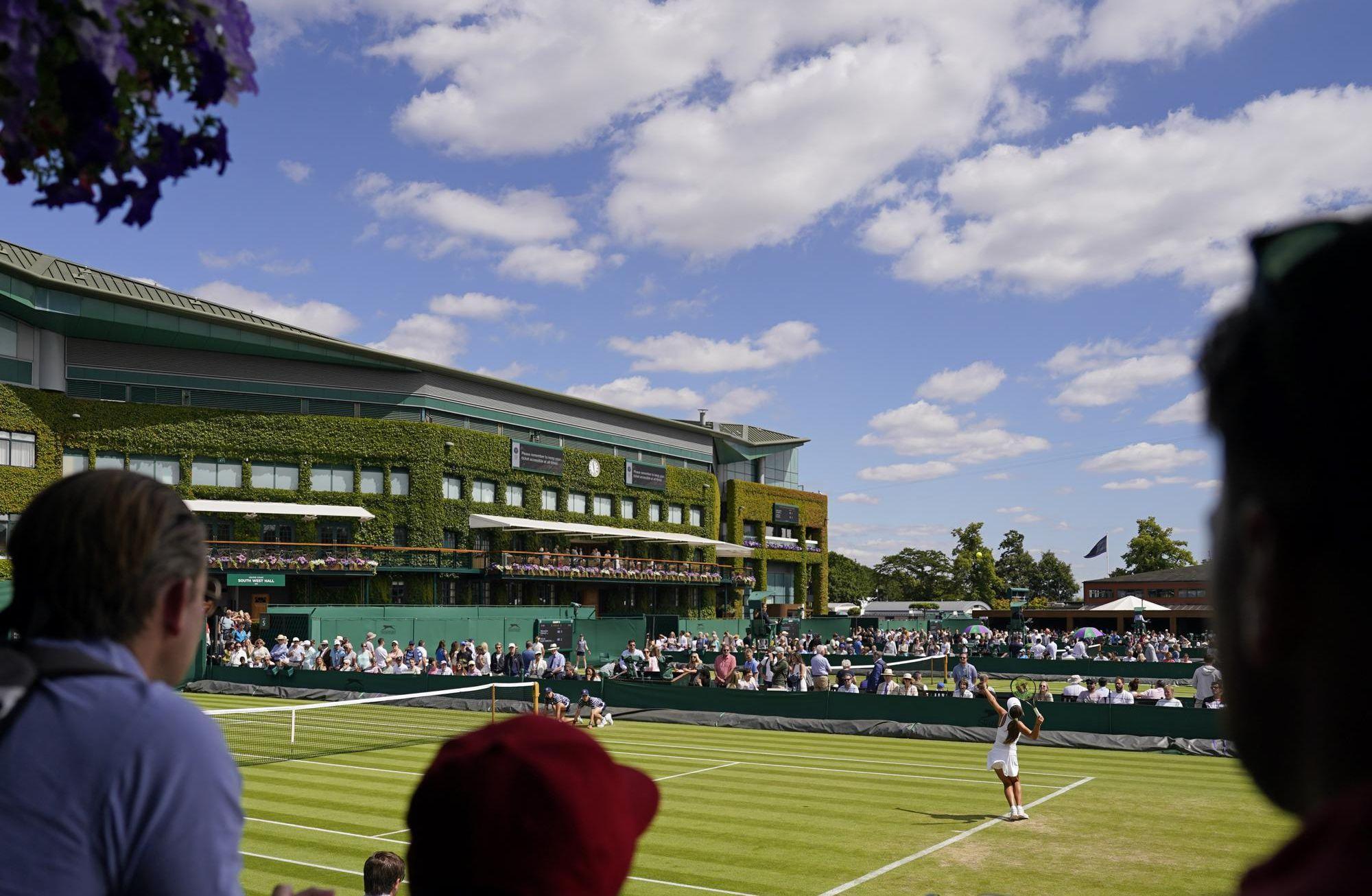 Wimbledon, 'tarafsız' sporcular olarak yarışmalarına izin verecek