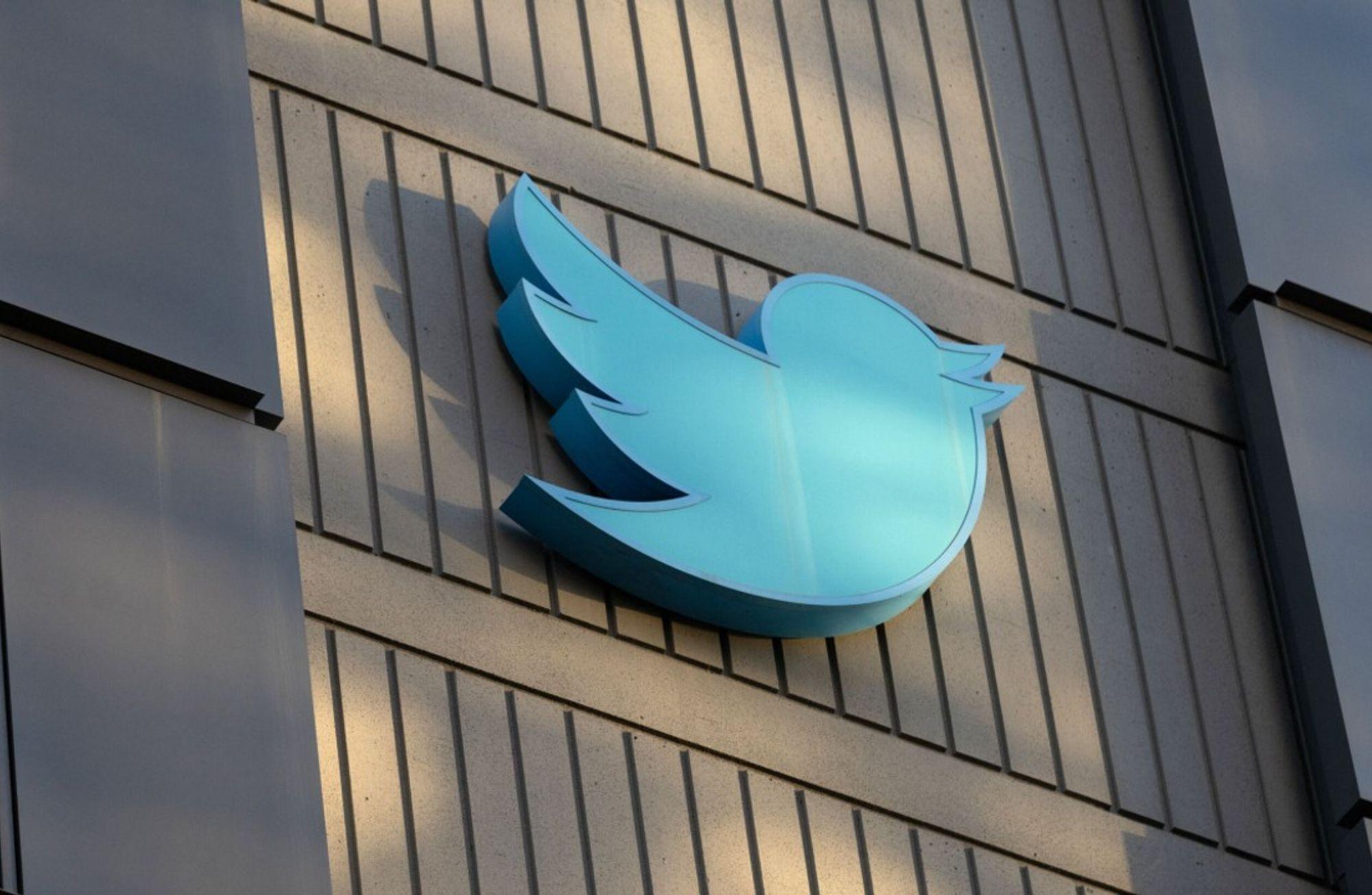 Twitter'dan, kullanıcıların hisse ve kripto satın almasını kolaylaştıran işbirliği